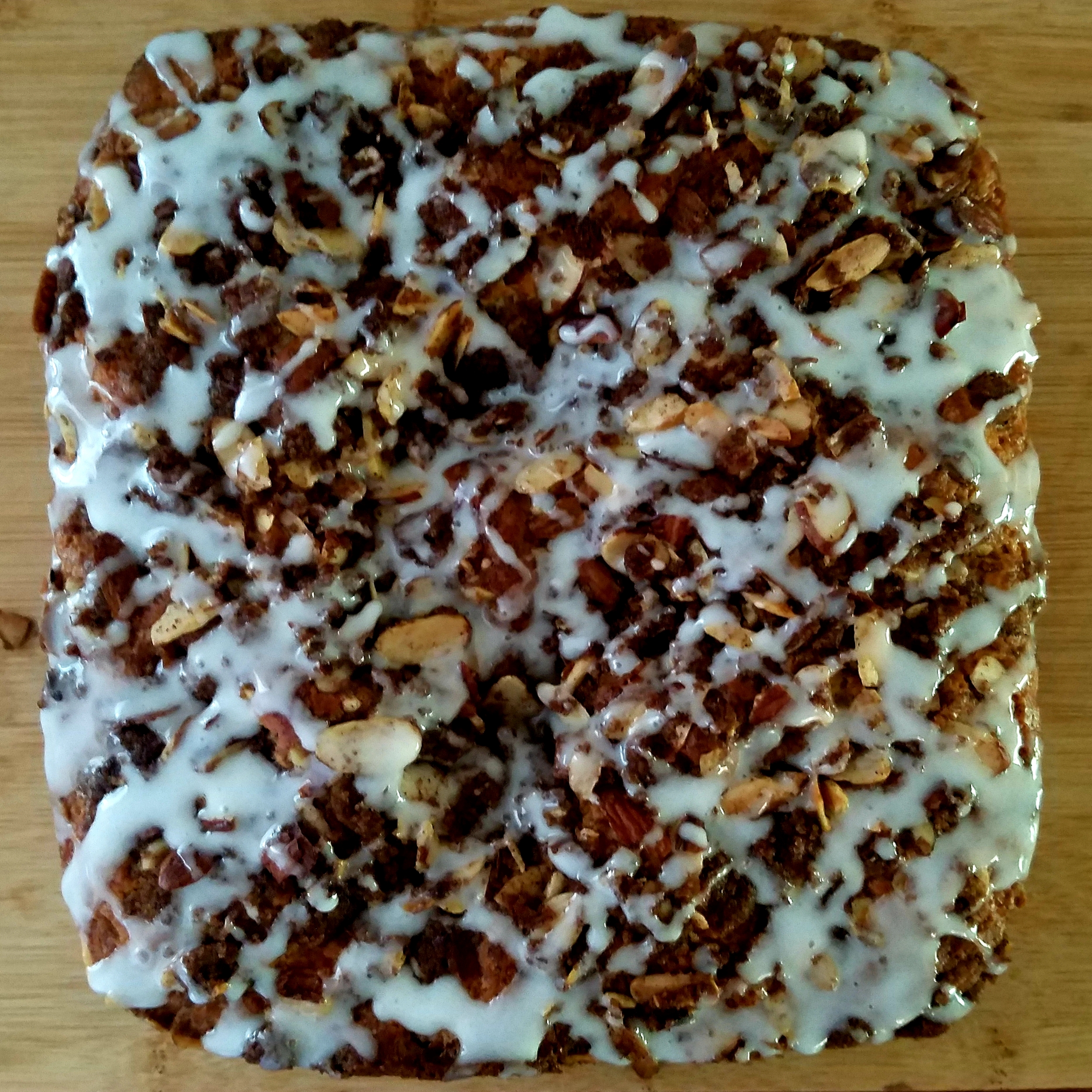 cinnamon streusel coffee cake with glaze