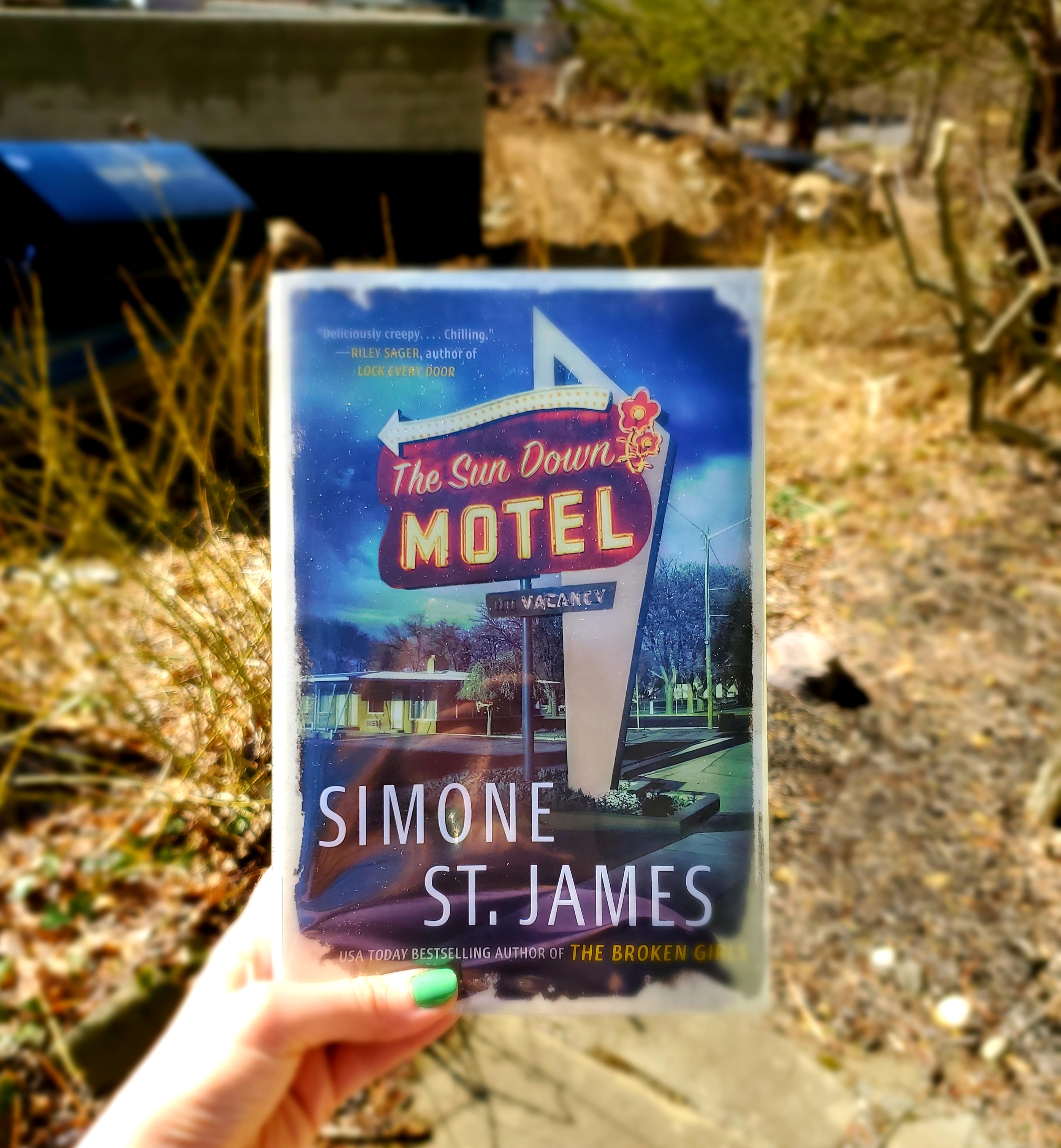 Book Review of THE SUN DOWN MOTEL