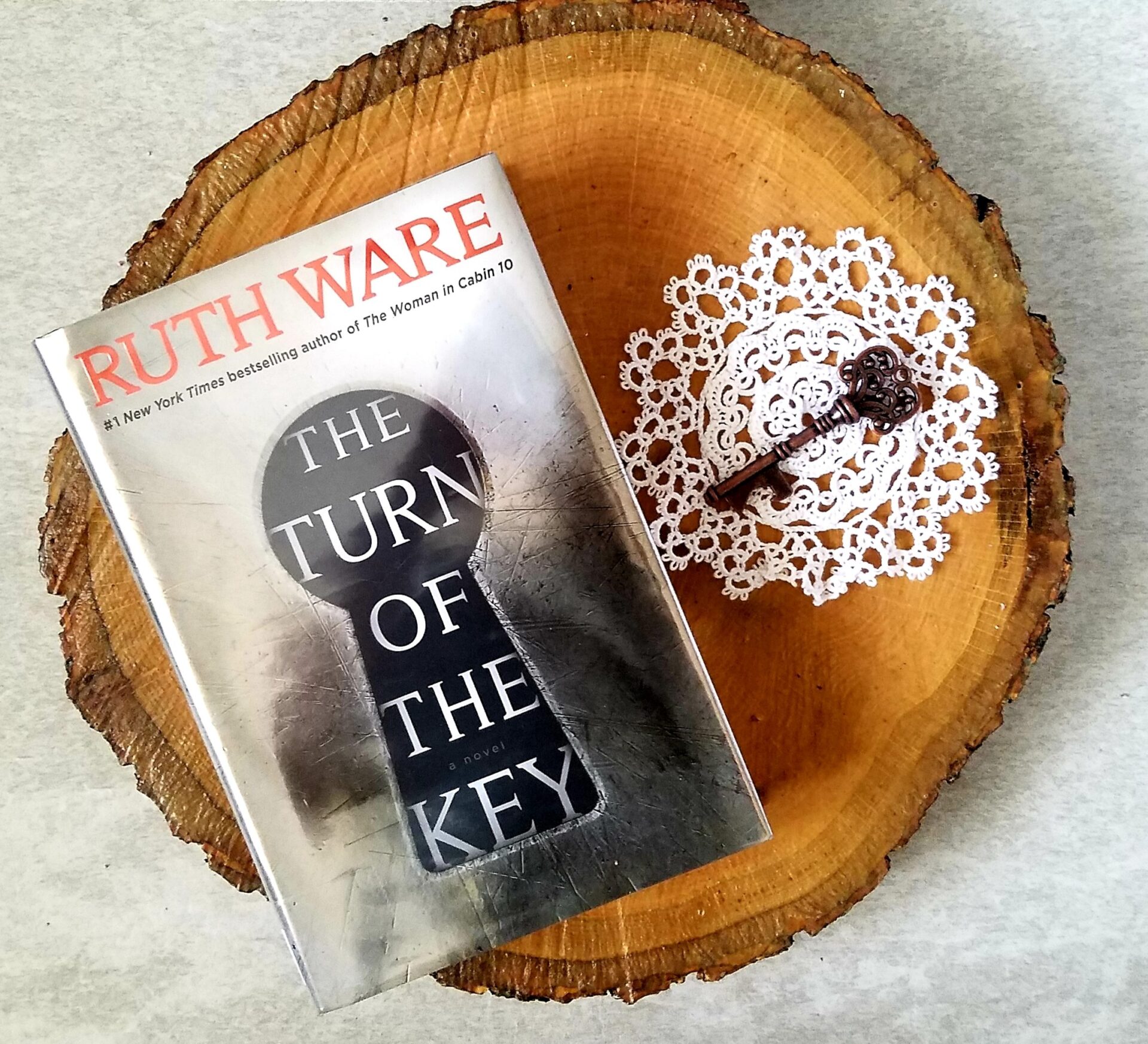 Book cover of The Turn of the Key