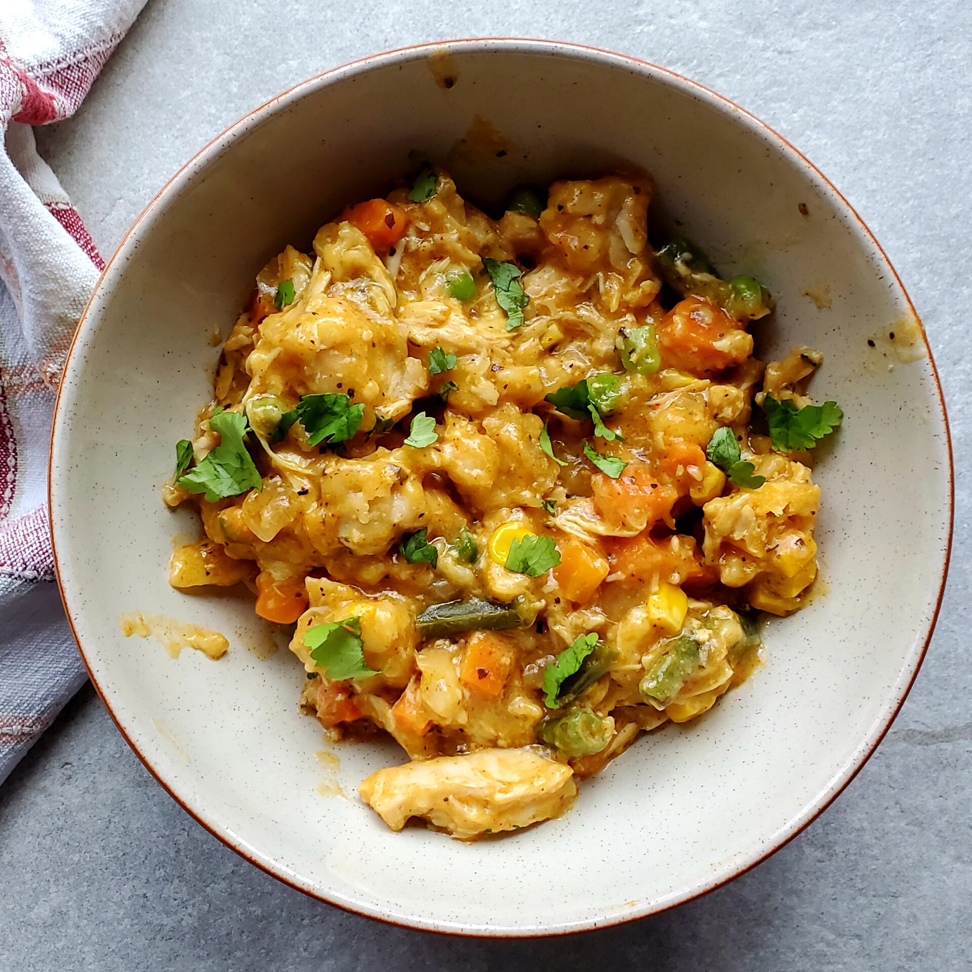 Slow Cooker Chicken and Dumplings