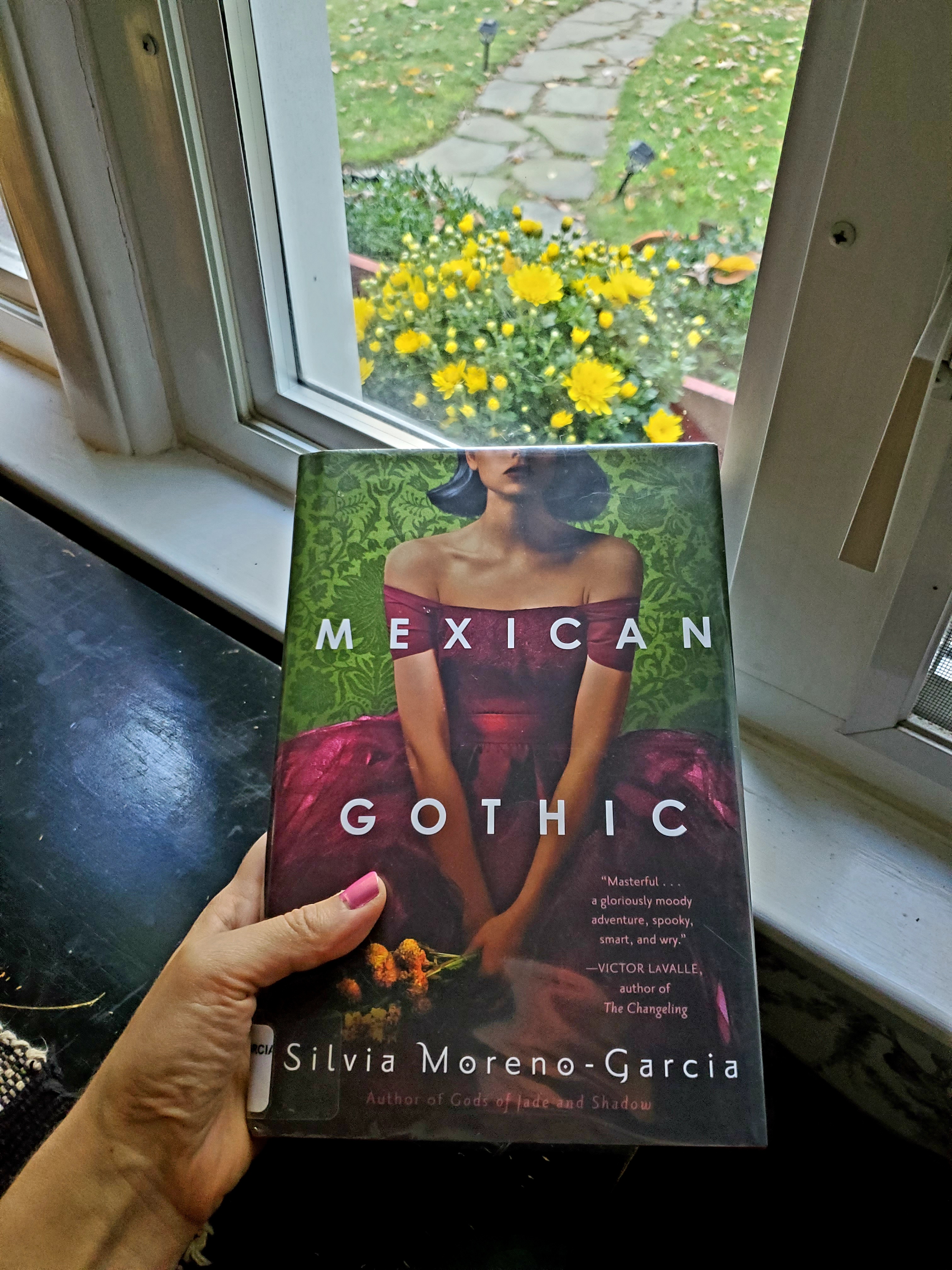 book cover of Mexican Gothic