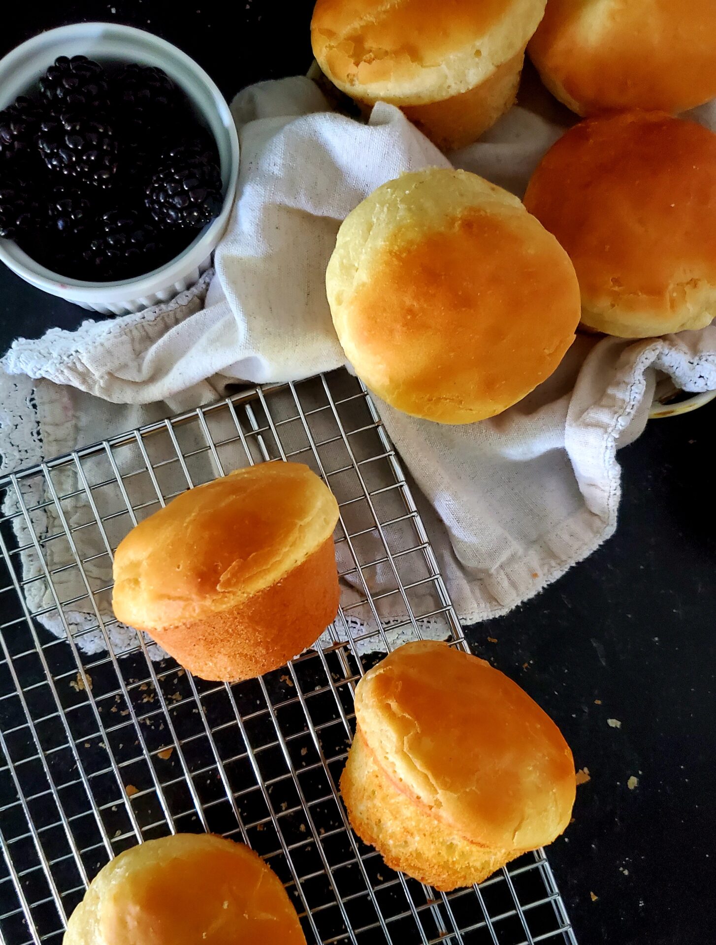 sally lunn buns on wire rack