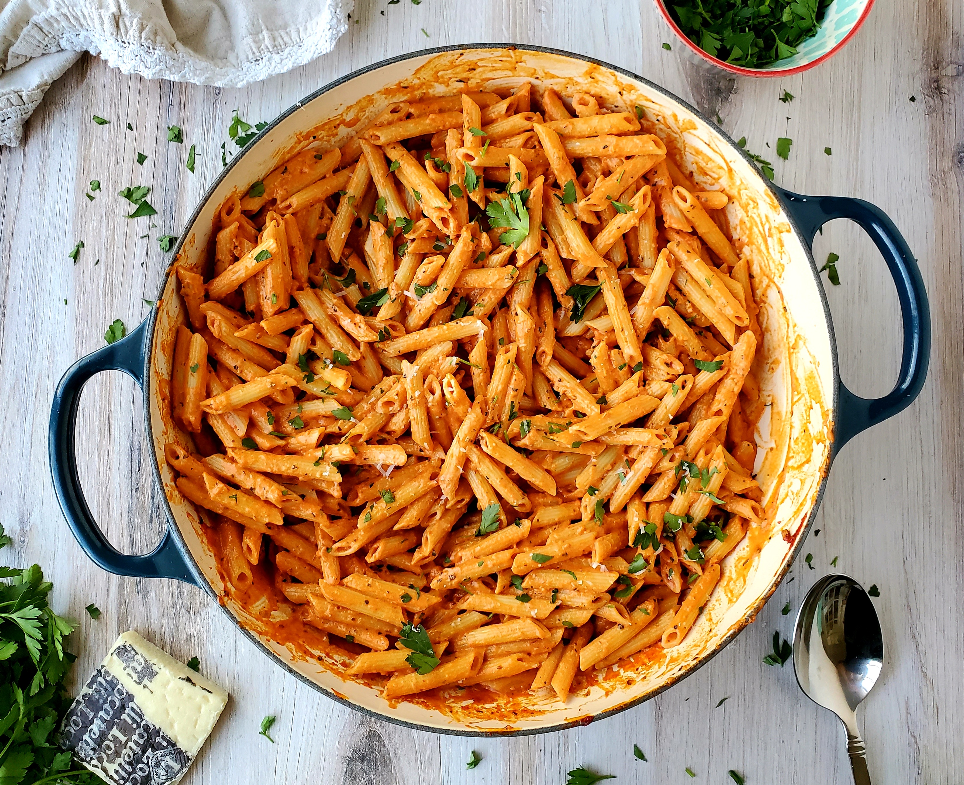 Creamy Tomato Pasta [Recipe Inspired by A (NOT SO) LONELY PLANET: ITALY]