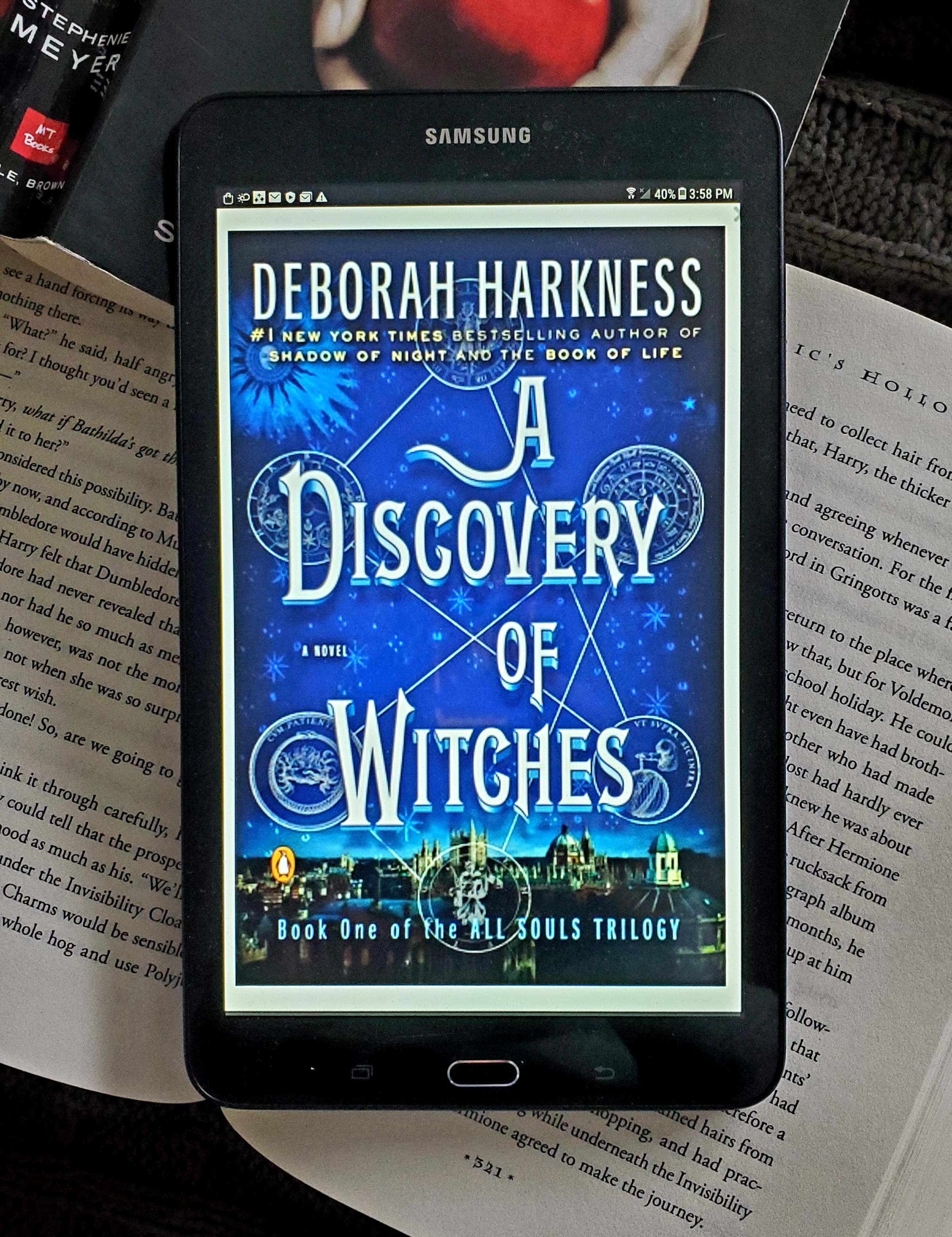 Book Review of A DISCOVERY OF WITCHES