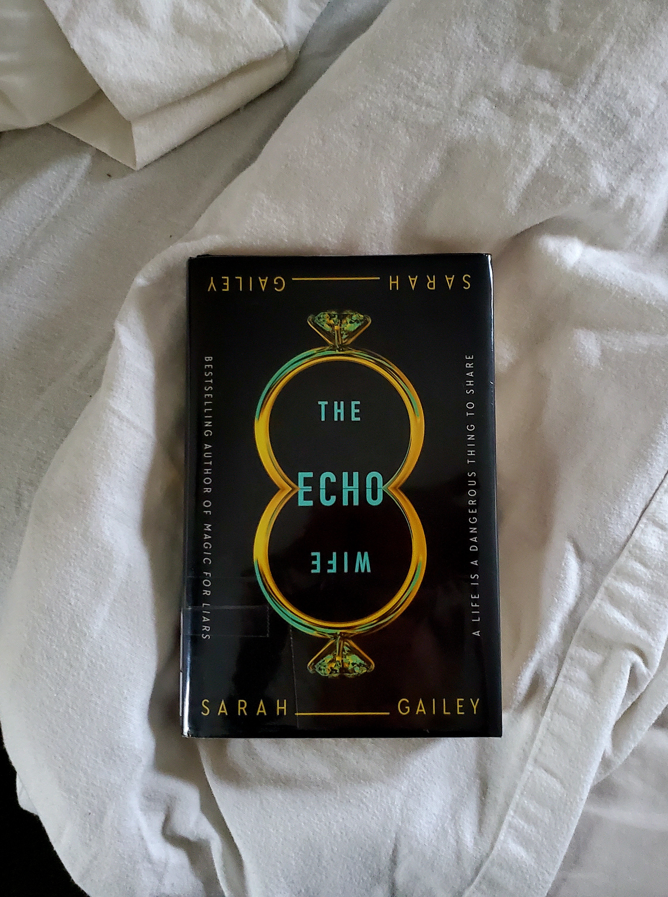 Book Review of THE ECHO WIFE